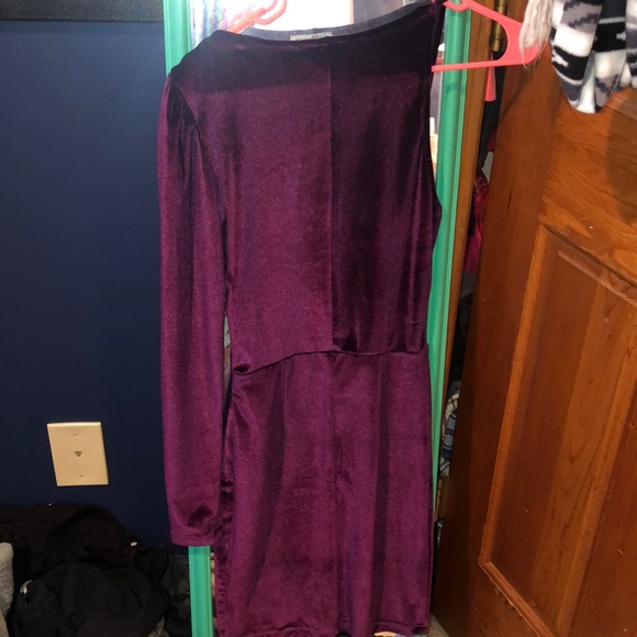 Charlotte Russe one shoulder dress - Picture 3 of 4